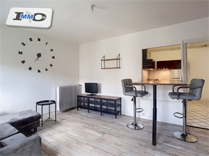 appartement à la location -   63200  RIOM, surface 37 m2 location appartement - APR729572